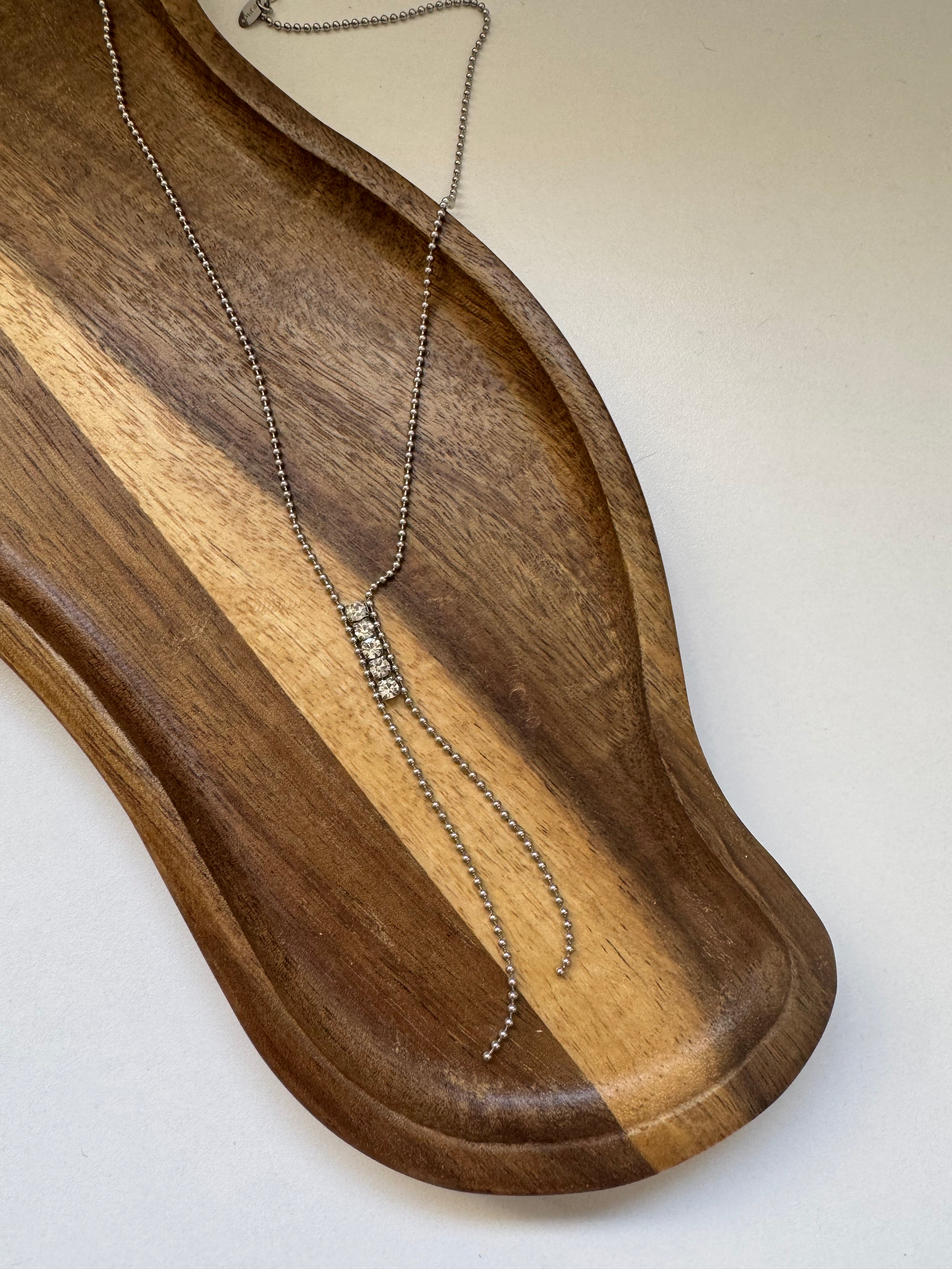 שרשרת עניבה זירקונים