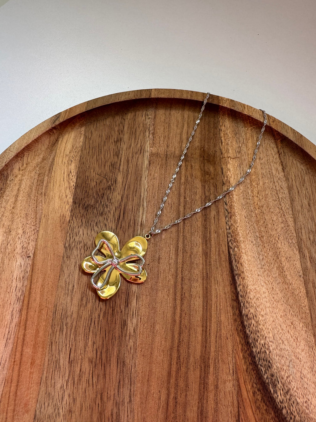 שרשרת פרח משולב