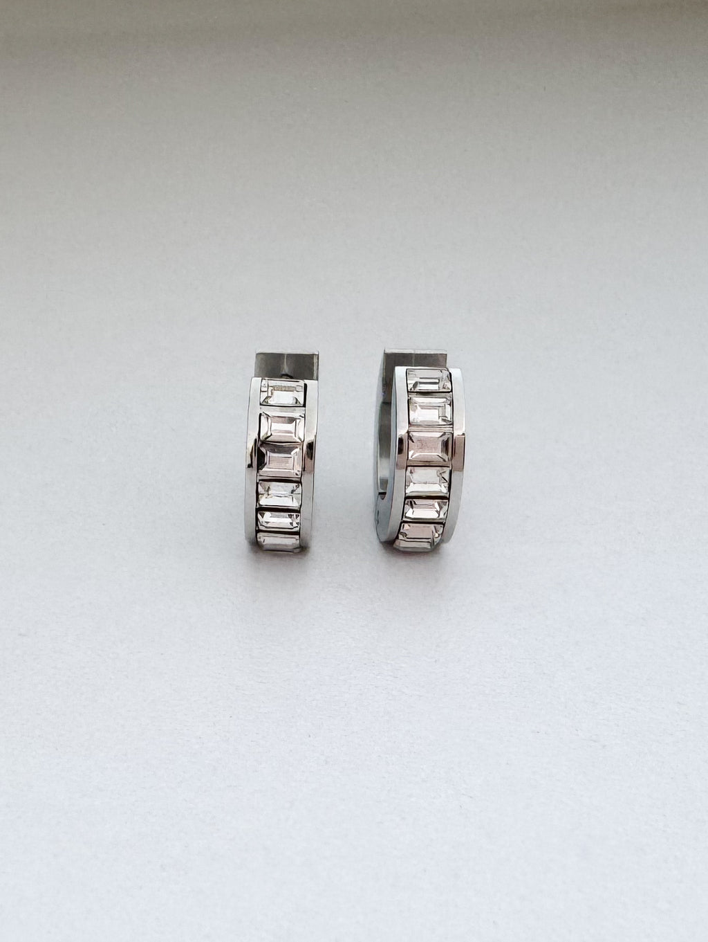 עגילי חישוק אבני קריסטלים