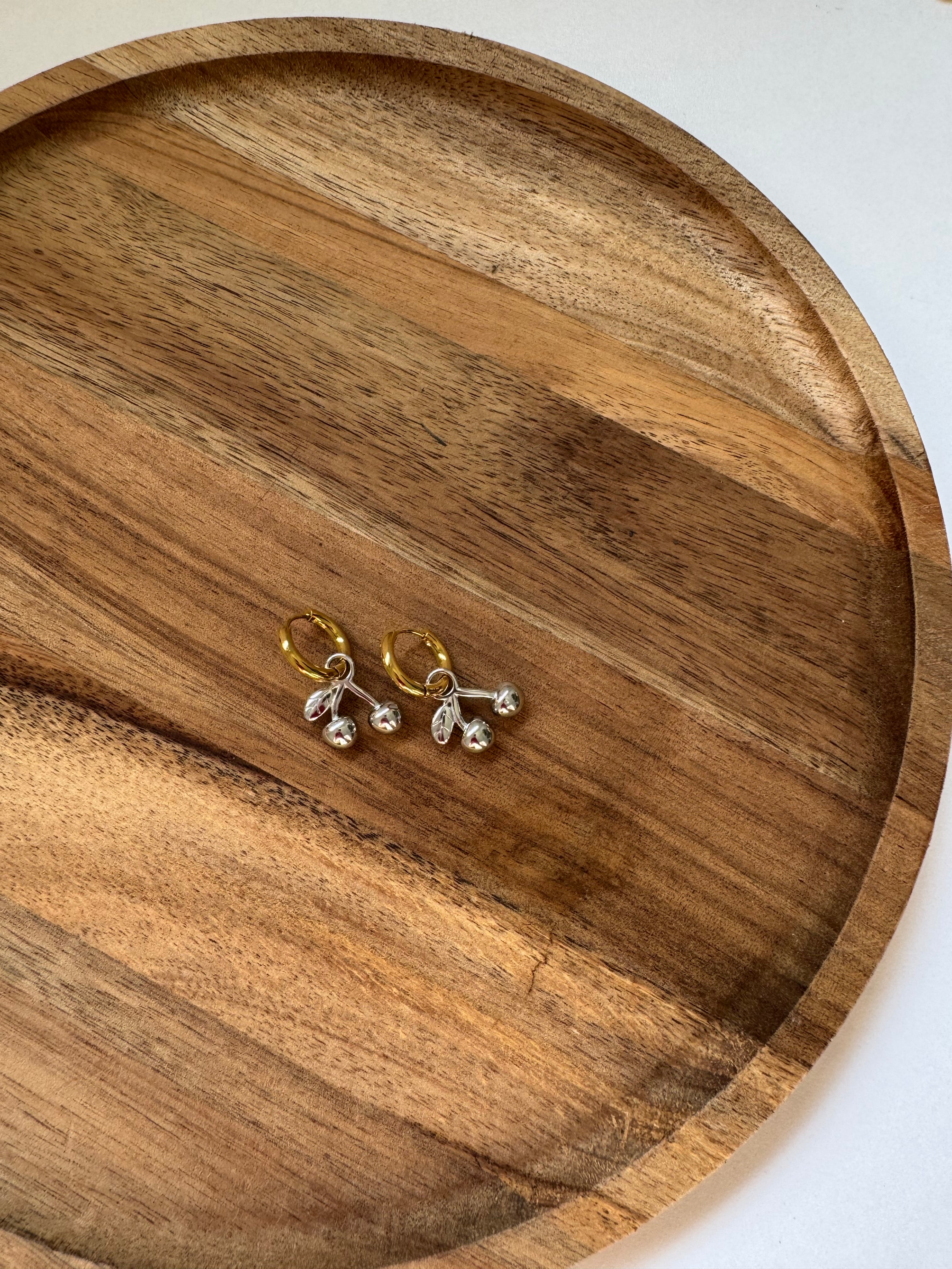 עגילי דובדבן משולב