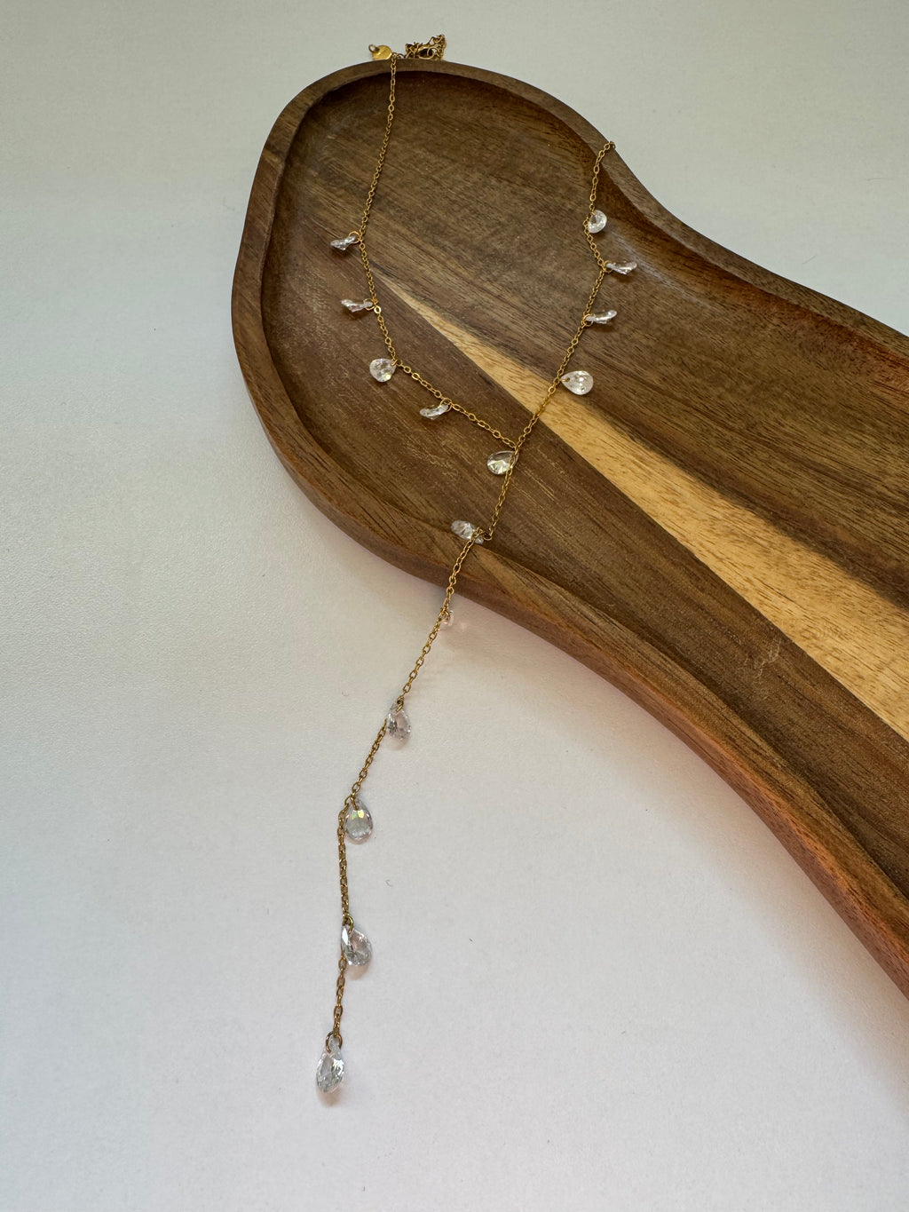 שרשרת עניבה זירקונים