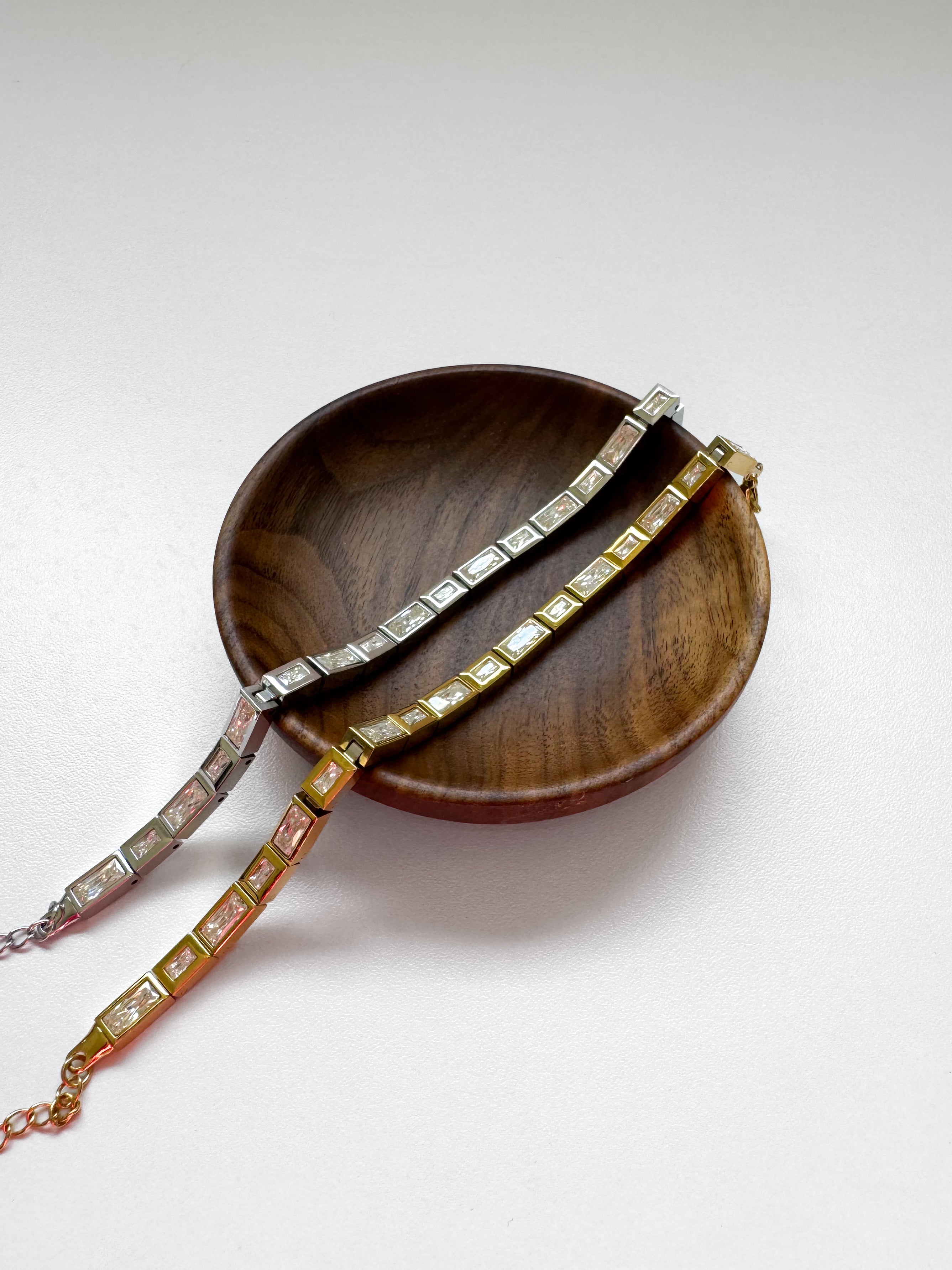 צמיד זירקונים