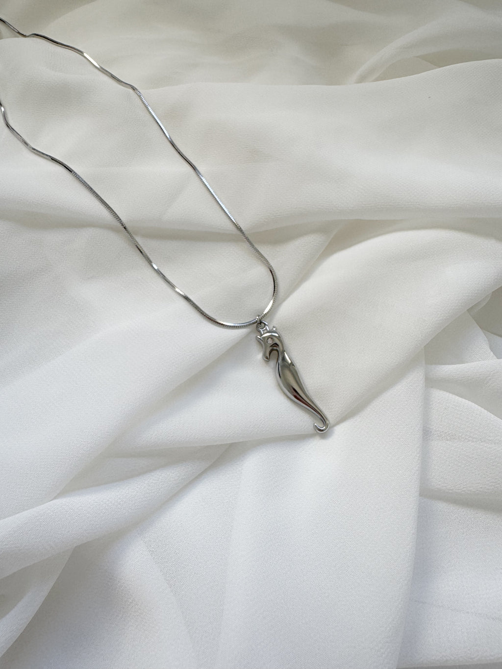 שרשרת תליון סוס ים