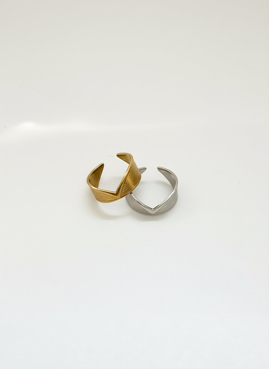 טבעת וי עבה