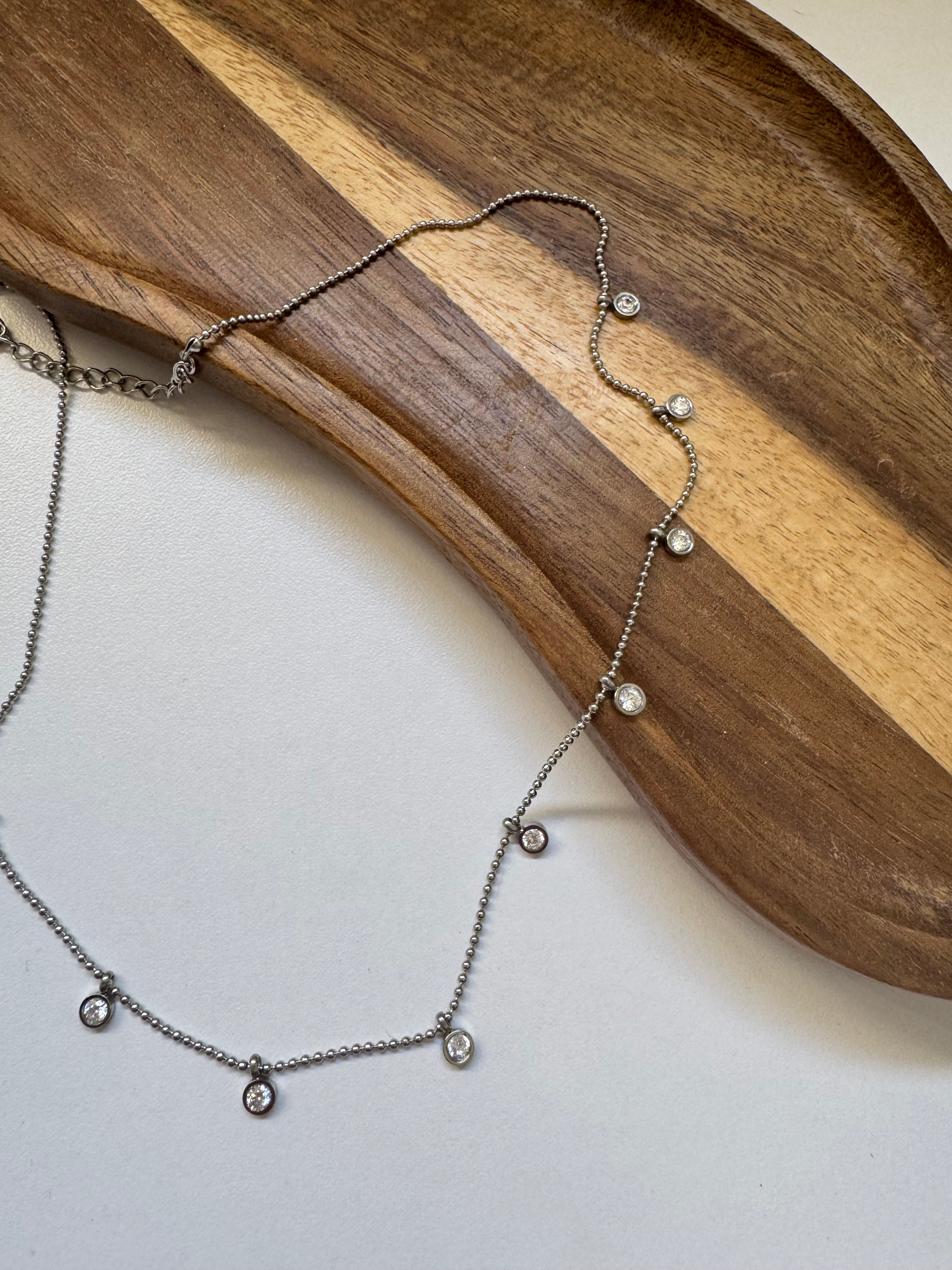 שרשרת קריסטלים עיגולים